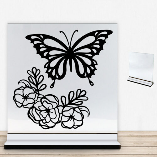 Butterfly with flowers design 2 | Glasskilt inkl. fod med farvet overflade