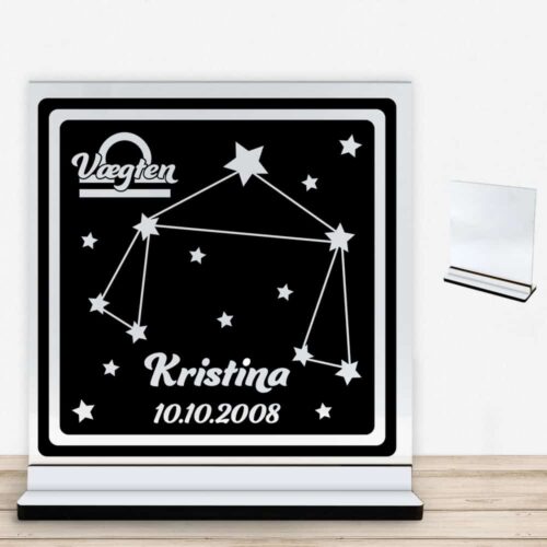 Stjernetegn "look at the stars" - Vægten | Glasskilt inkl. fod med farvet overflade