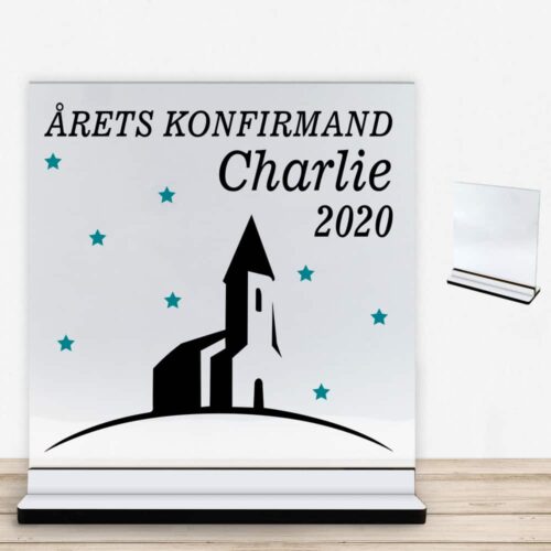 Konfirmation design 16 | Glasskilt inkl. fod med farvet overflade