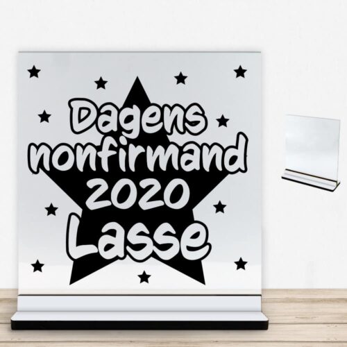 Nonfirmation design 10 | Glasskilt inkl. fod med farvet overflade