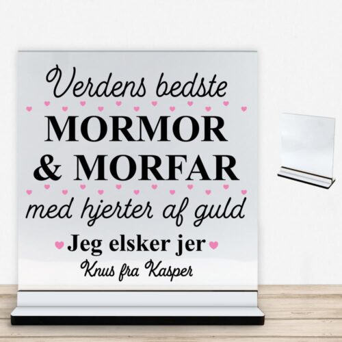 Verdens bedste mormor & morfar #1 | Glasskilt inkl. fod med farvet overflade