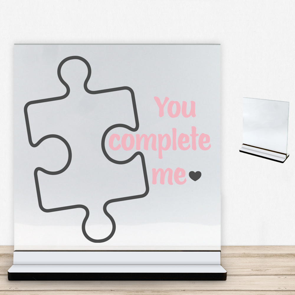 You complete me | Glasskilt inkl. fod med farvet overflade