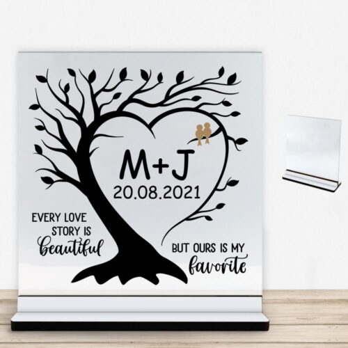 Every love story is beautiful... | Glasskilt inkl. fod med farvet overflade