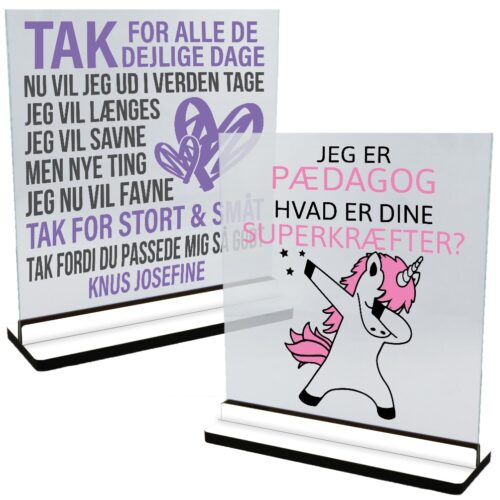 Dagplejer, pædagog & lærer | Glasskilte inkl. fod med farvet overflade