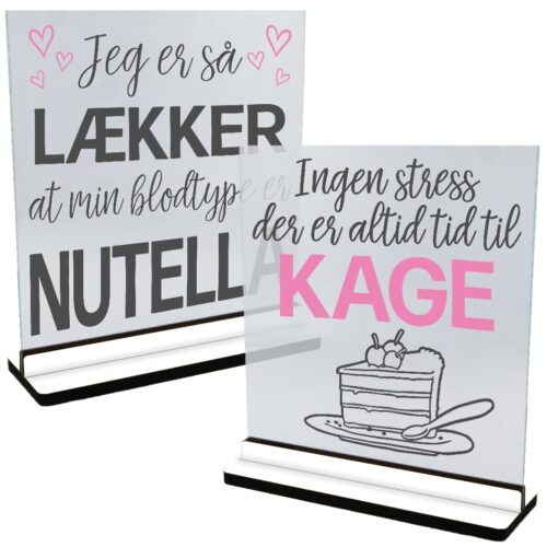Tekster & citater | Glasskilte inkl. fod med farvet overflade