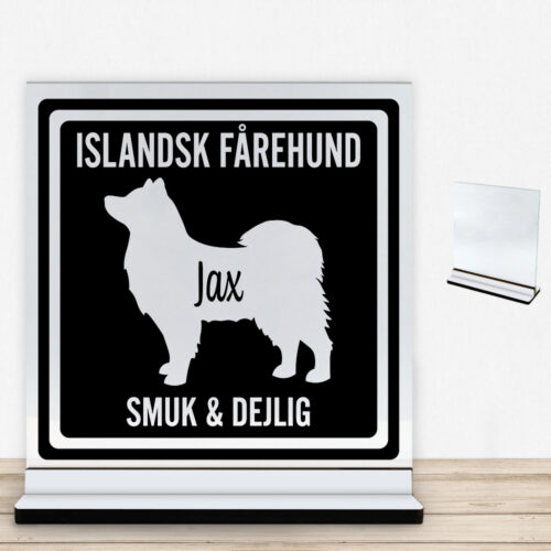 MyPets Islandsk Fårehund | Glasskilt inkl. fod med farvet overflade