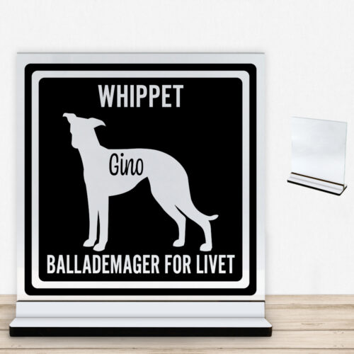 MyPets Whippet | Glasskilt inkl. fod med farvet overflade