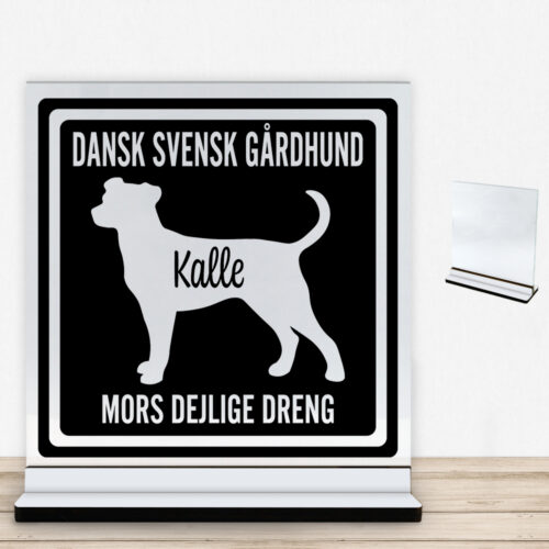 MyPets Dansk Svensk Gårdhund | Glasskilt inkl. fod med farvet overflade