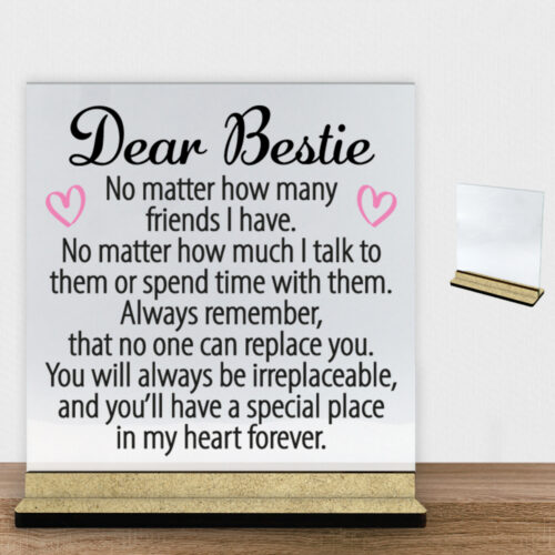 Dear Bestie... | Glasskilt inkl. fod (træfiber)