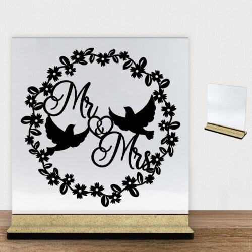 Mr & Mrs #1 | Glasskilt inkl. fod (træfiber)