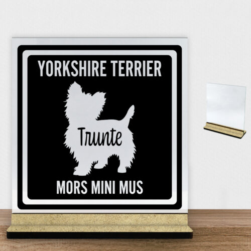 MyPets Yorkshire Terrier | Glasskilt inkl. fod (træfiber)