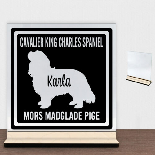 MyPets Cavalier King Charles Spaniel | Glasskilt inkl. fod (poppel krydsfinér)