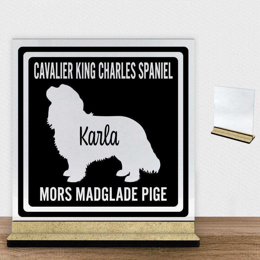 MyPets Cavalier King Charles Spaniel | Glasskilt inkl. fod (træfiber)
