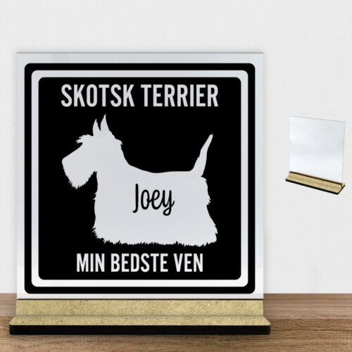 MyPets Skotsk Terrier | Glasskilt inkl. fod (træfiber)
