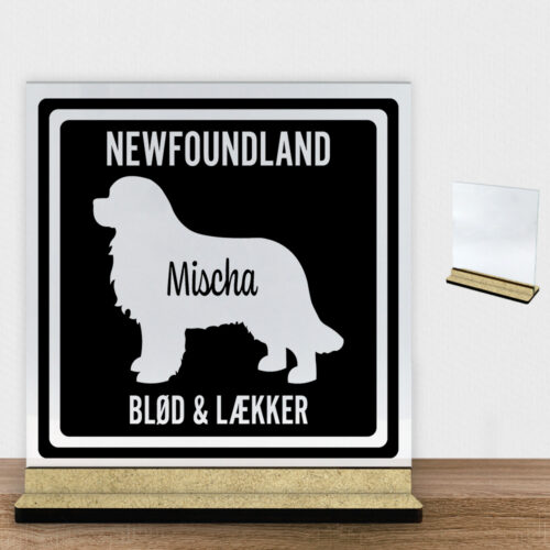 MyPets Newfoundland | Glasskilt inkl. fod (træfiber)