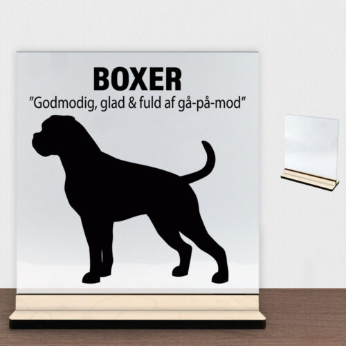 Simply Pets Boxer | Glasskilt inkl. fod (poppel krydsfinér)