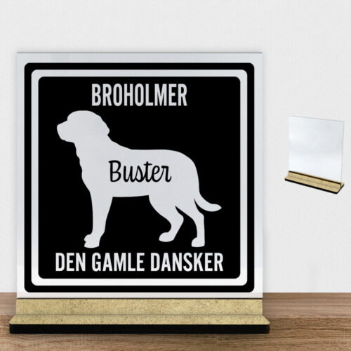 MyPets Broholmer | Glasskilt inkl. fod (træfiber)