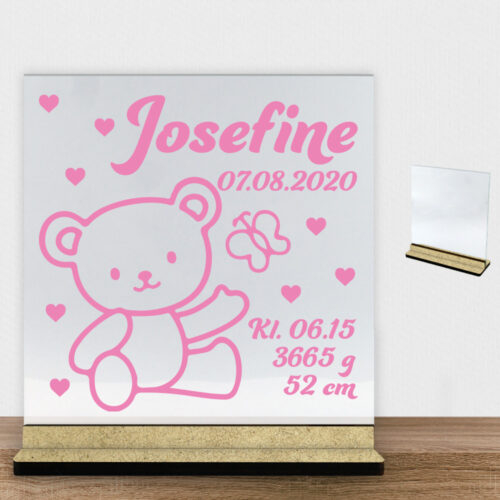 Bamsen Bimmer m. fødselsdata | Glasskilt inkl. fod (træfiber)