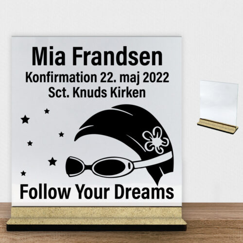 Konfirmation design 31 | Glasskilt inkl. fod (træfiber)