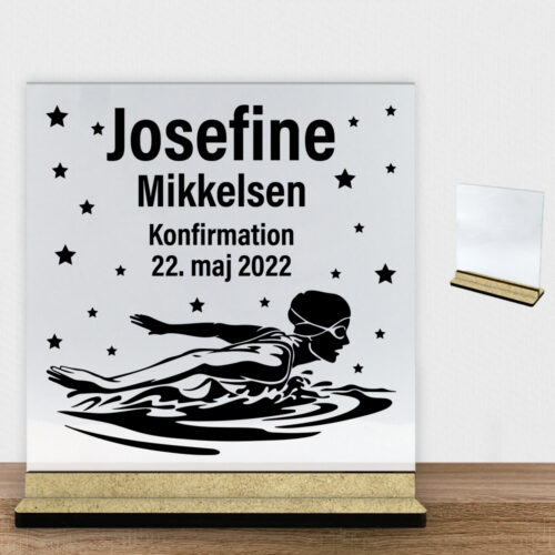 Konfirmation design 33 | Glasskilt inkl. fod (træfiber)