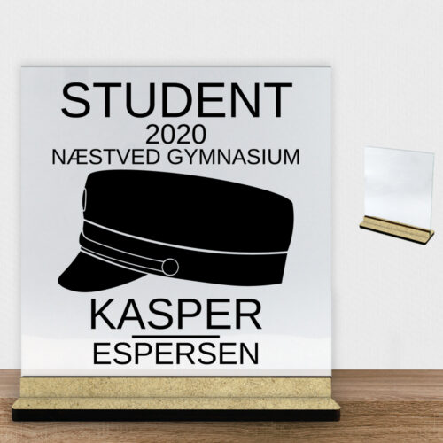 Student design 6 | Glasskilt inkl. fod (træfiber)