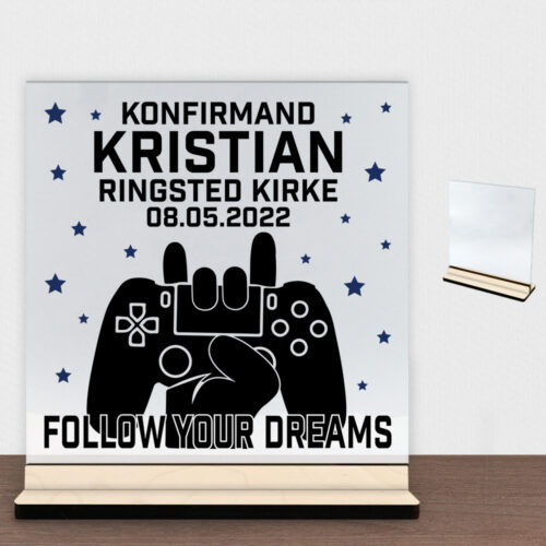 Konfirmation design 36 | Glasskilt inkl. fod (poppel krydsfinér)