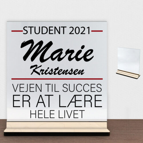 Student design 5 | Glasskilt inkl. fod (poppel krydsfinér)