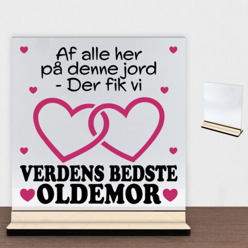 Alternative view of Af alle her på denne jord... - oldemor | Glasskilt inkl. fod (poppel krydsfinér)