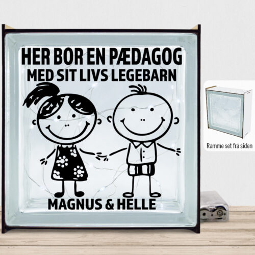 Her bor en pædagog design 1 | Lyssten med ramme (farvet overflade)