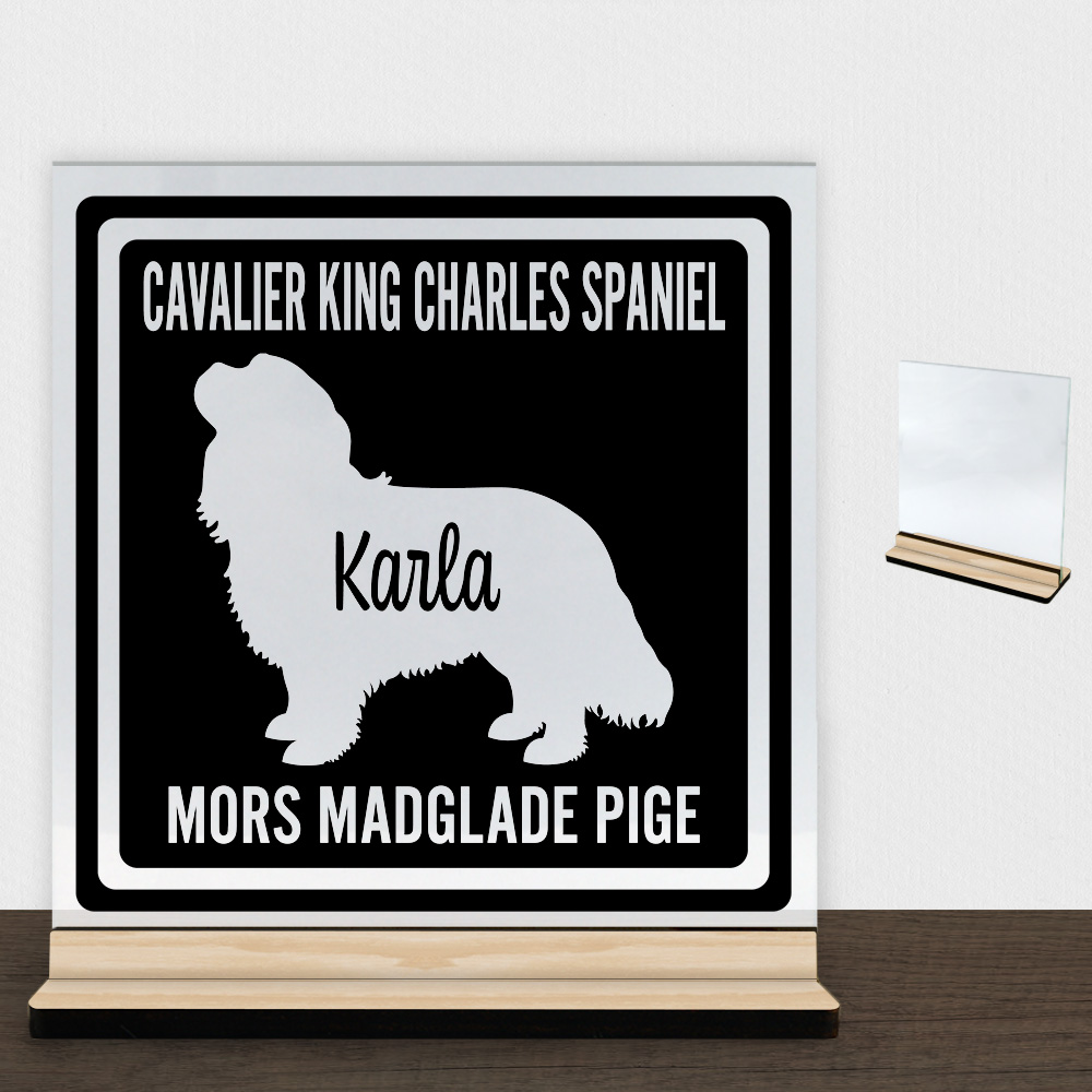 MyPets Cavalier King Charles Spaniel | Glasskilt inkl. fod (træfinér)