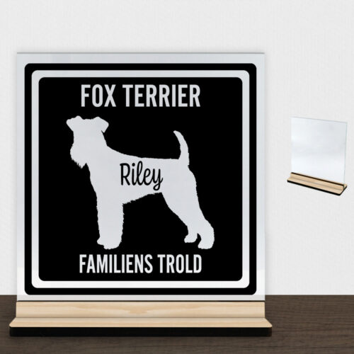 MyPets Fox Terrier | Glasskilt inkl. fod (træfinér)