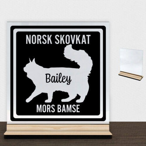 MyPets Norsk Skovkat | Glasskilt inkl. fod (træfinér)