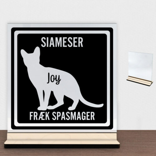 MyPets Siameser | Glasskilt inkl. fod (poppel krydsfinér)