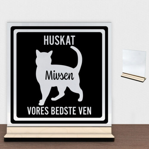 MyPets huskat #1 | Glasskilt inkl. fod (poppel krydsfinér)