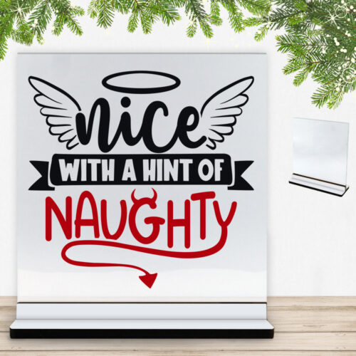 Funny Christmas - Nice with a hint of naughty | Glasskilt inkl. fod med farvet overflade