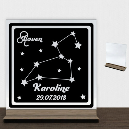 Stjernetegn "look at the stars" - Løven | Glasskilt inkl. fod (træfinér)