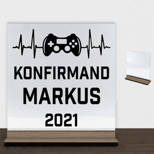 Konfirmation design 19 | Glasskilt inkl. fod (træfinér)