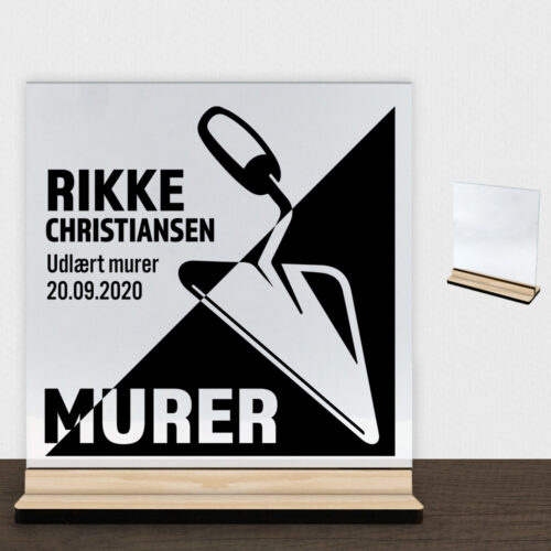 Udlært murer design 1 | Glasskilt inkl. fod (træfinér)