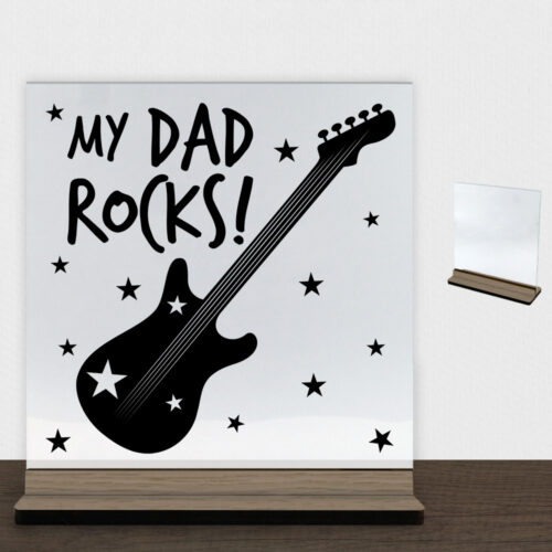 My dad rocks | Glasskilt inkl. fod (træfinér)