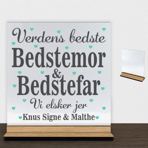 Alternative view of Verdens bedste bedstemor & bedstefar #2 | Glasskilt inkl. fod (træfinér)