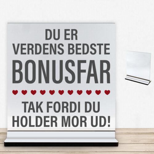 Tak fordi du holder mor ud… bonusfar | Glasskilt inkl. fod med farvet overflade