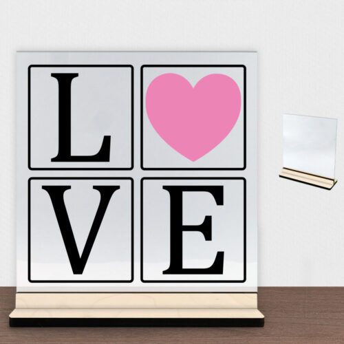 Love | Glasskilt inkl. fod (poppel krydsfinér)
