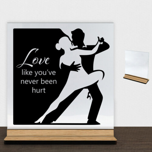 Dancing couple #2 | Glasskilt inkl. fod (træfinér)