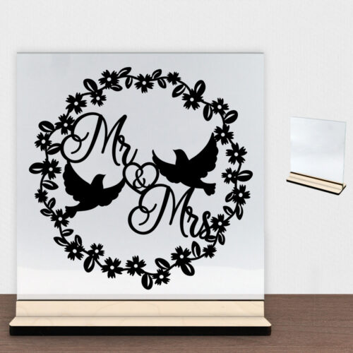 Mr & Mrs #1 | Glasskilt inkl. fod (poppel krydsfinér)