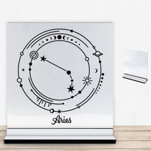Stjernetegn "My Zodiac" - Aries (vædderen) | Glasskilt inkl. fod med farvet overflade