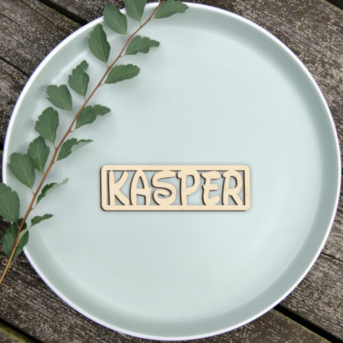 Navn med ramme udskåret #1 | Bordkort (poppel krydsfinér)