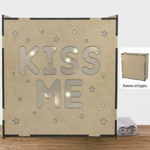 Alternative view of Kiss me | Lyskasse (træfiber)