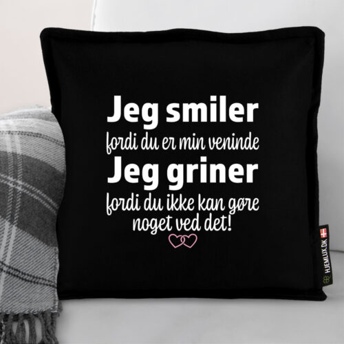 Alternative view of Min veninde er sød, sej og fantastisk... | Pyntepude i filt