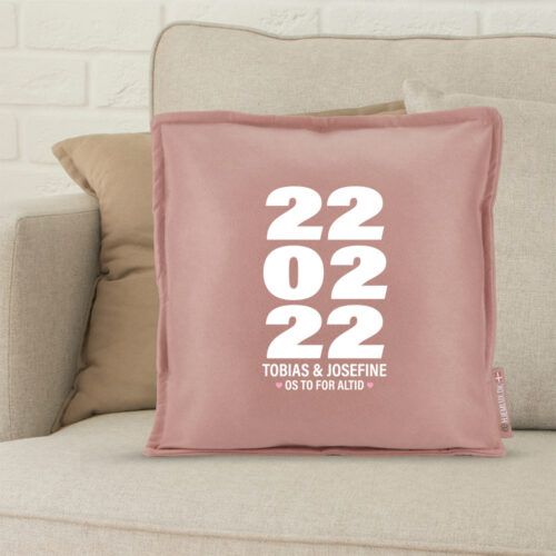 Alternative view of En helt unik dag... | Pyntepude i filt