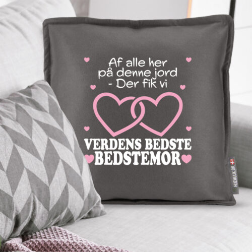 Alternative view of Af alle her på denne jord... - bedstemor | Pyntepude i filt